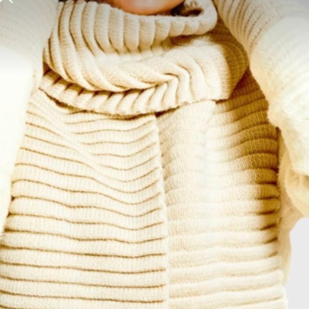 Sentaler scarf.  Brand new w tags